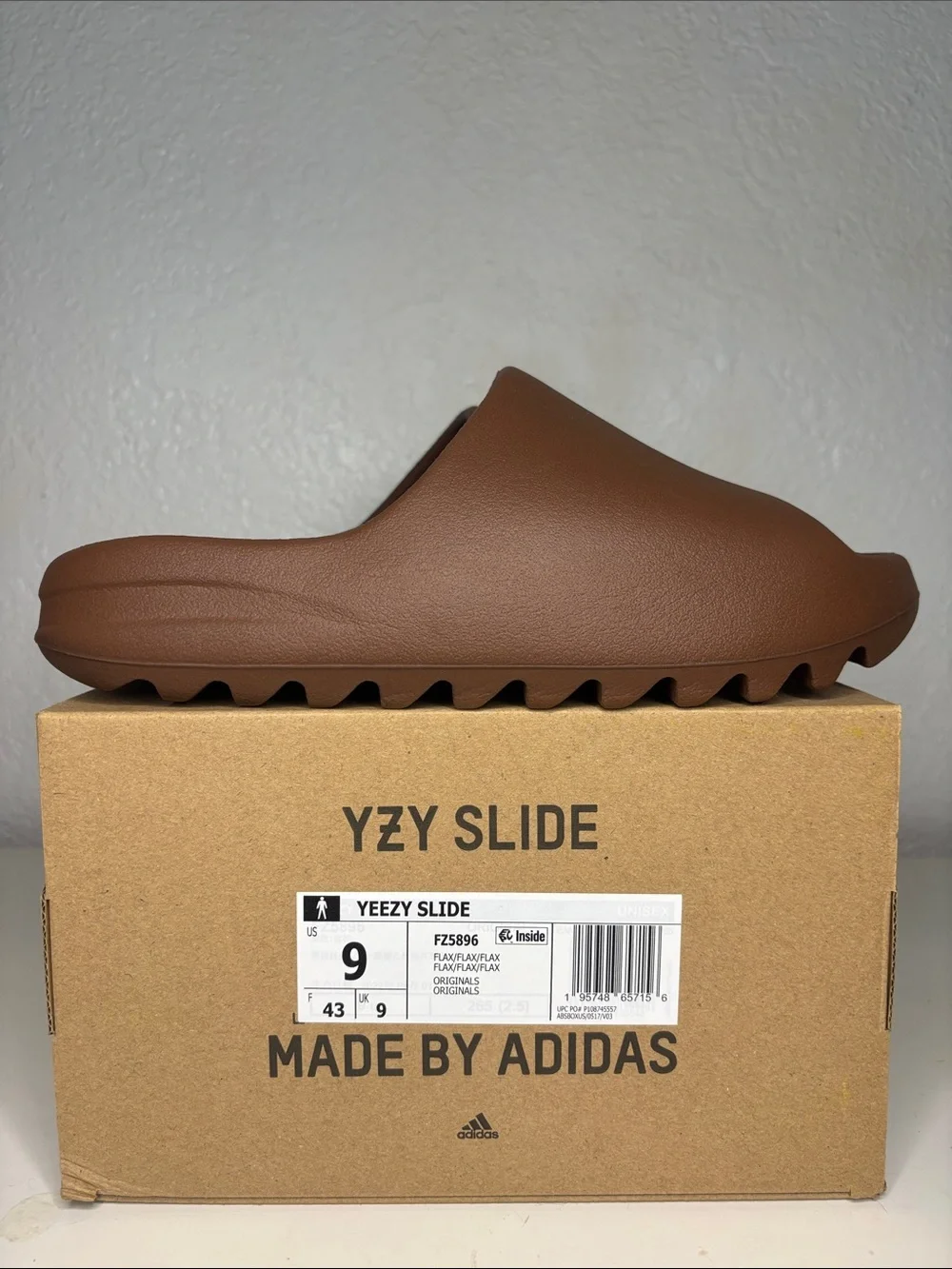 Yeezy yzy slide